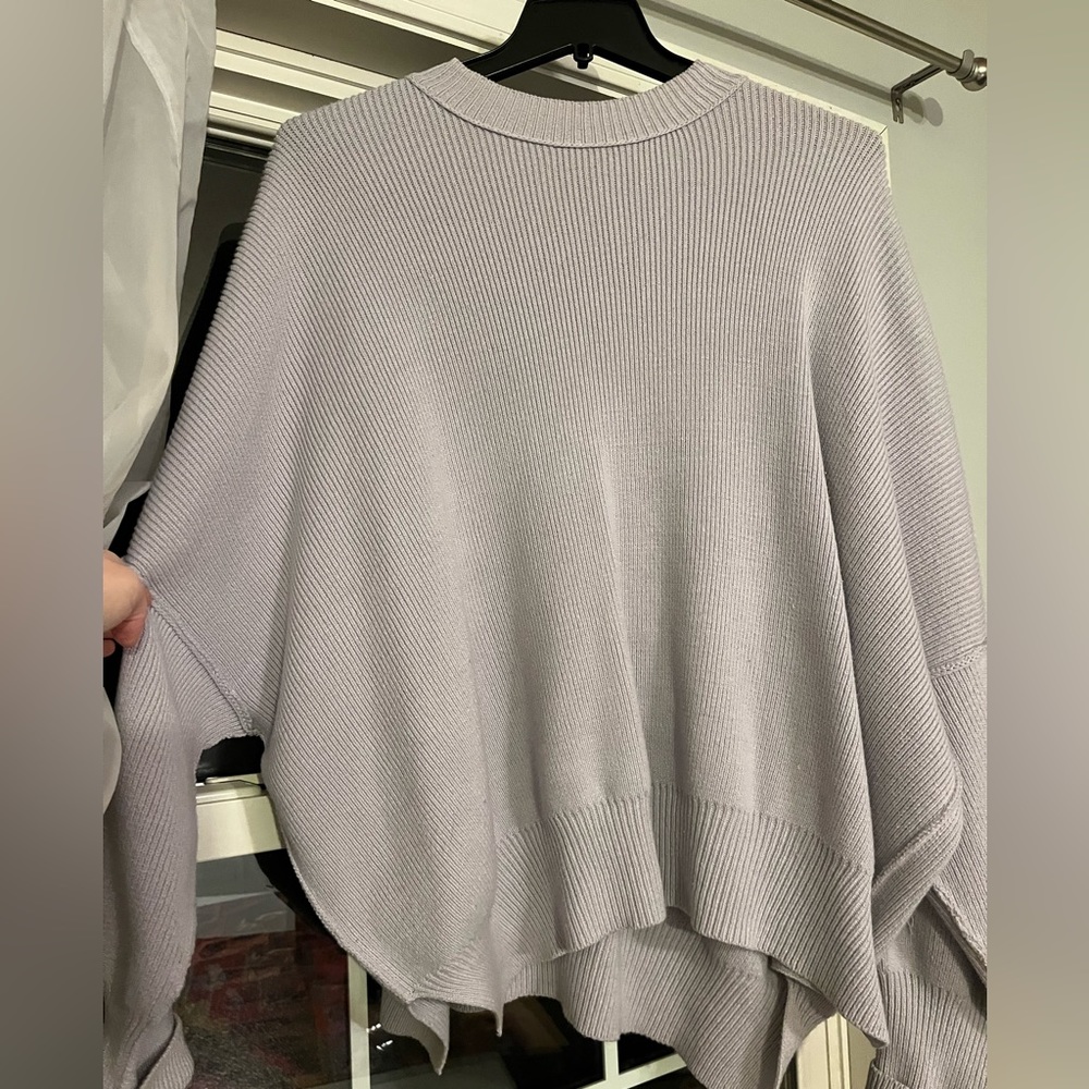 Lilac Free People Sweater Size Medium